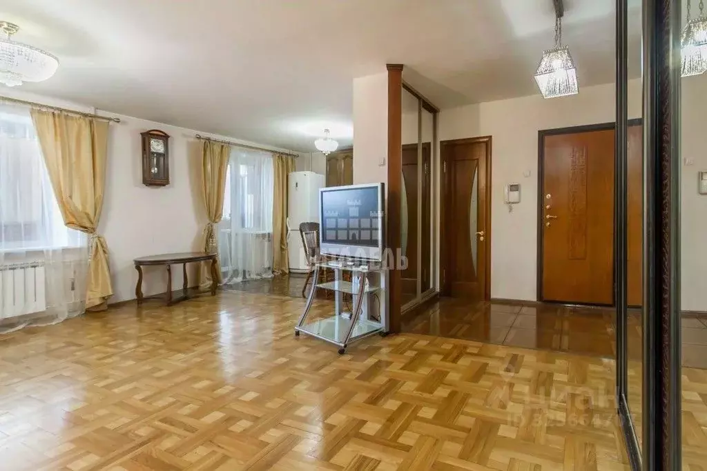 3-к кв. Воронежская область, Воронеж ул. Старых Большевиков, 92А (90.0 ... - Фото 1