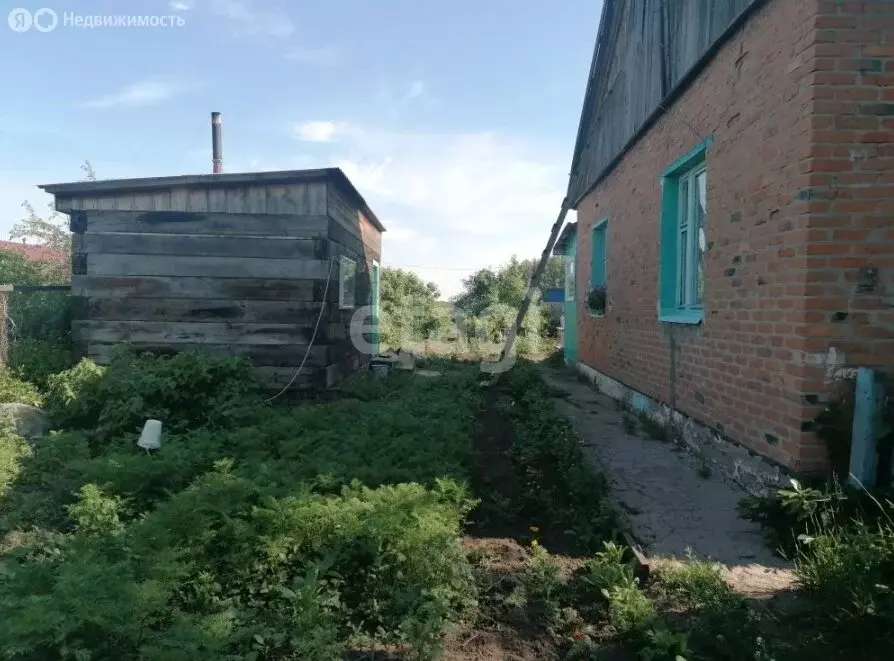 Дом в Кормиловский район, деревня Станкеевка, улица Труда (46.8 м) - Фото 1