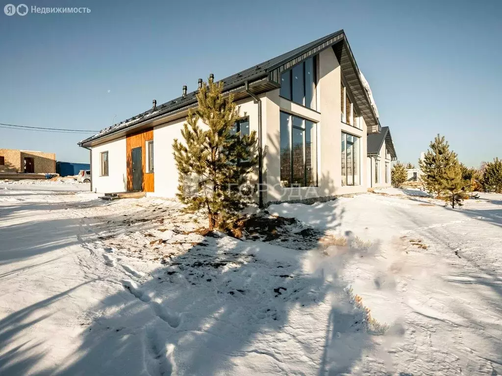 Дом в Мошковский район, посёлок Октябрьский (100 м) - Фото 0