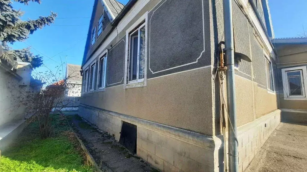 Дом в Кабардино-Балкария, Нальчик ул. Канкошева, 126 (250 м) - Фото 2