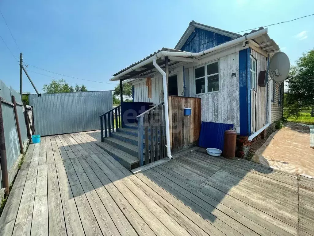 Дом в Хабаровский край, Комсомольский район, с. Пивань ул. 1-я ... - Фото 1