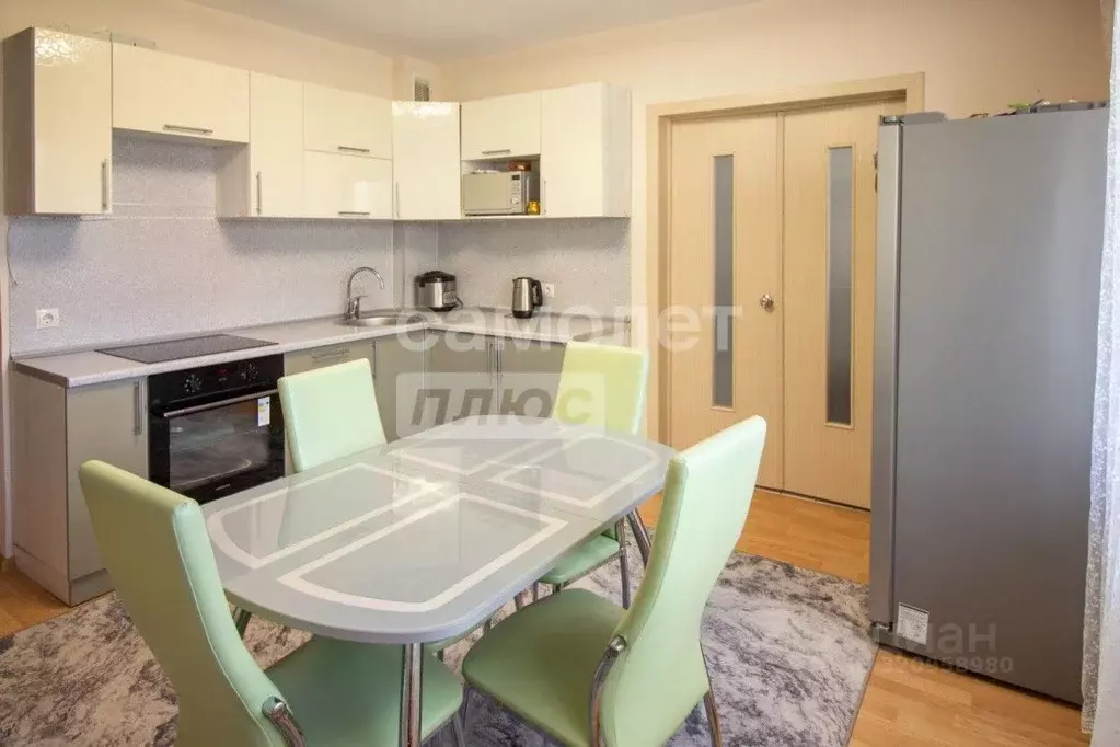 1-к кв. Челябинская область, Челябинск ул. Петра Столыпина, 9 (50.3 м) - Фото 0