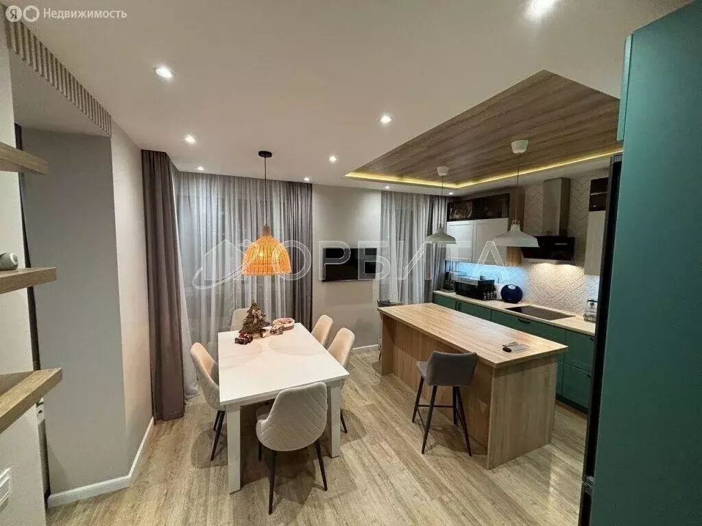 3-комнатная квартира: Тюмень, улица Федюнинского, 30к7 (86.2 м) - Фото 1