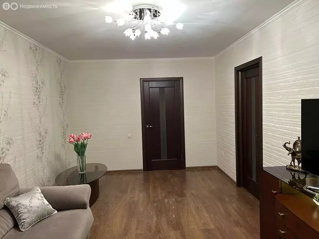 3-комнатная квартира: Симферополь, Железнодорожная улица, 6 (64.3 м) - Фото 2