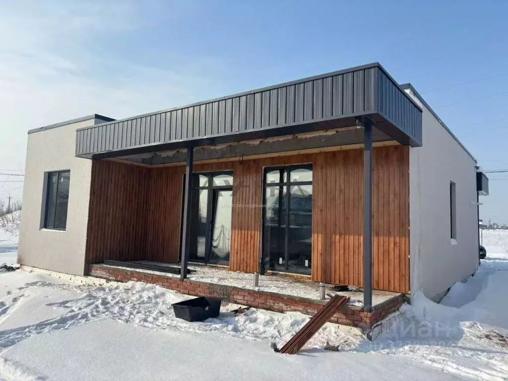 Дом в Татарстан, Тукаевский район, д. Азьмушкино, Подсолнухи мкр ул. ... - Фото 1