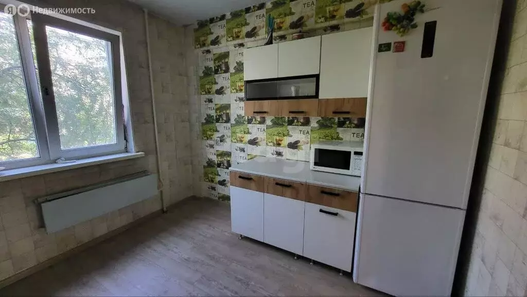 3-комнатная квартира: Чита, улица Евгения Гаюсана, 3 (69 м) - Фото 0