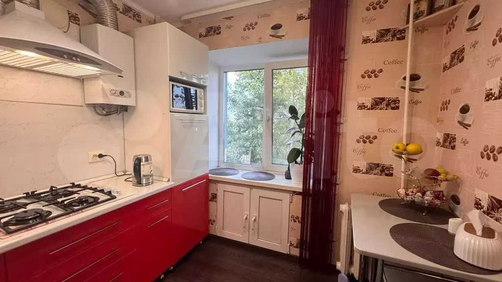 5-к. квартира, 32 м, 5/5 эт. - Фото 1