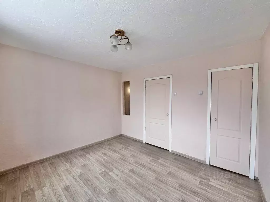 Студия Свердловская область, Екатеринбург ул. Таганская, 6 (18.3 м) - Фото 2