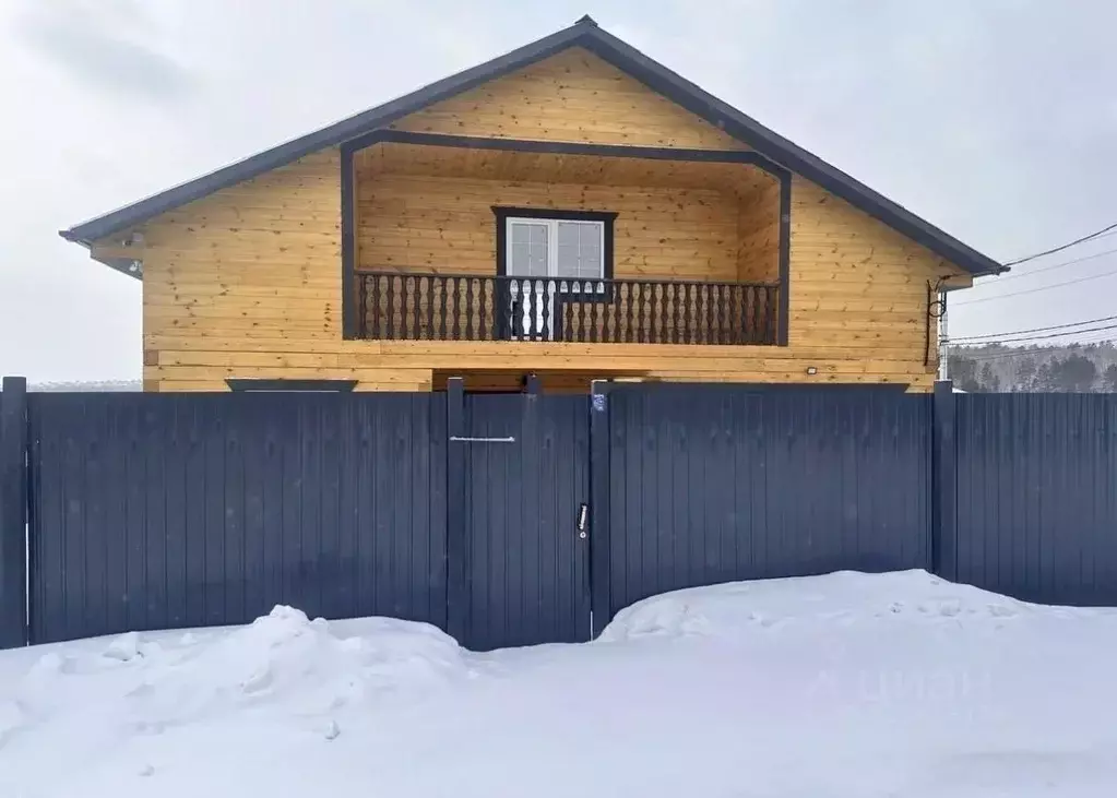 Дом в Иркутская область, Иркутский муниципальный округ, д. Карлук ул. ... - Фото 1