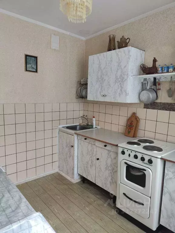 3-к кв. Самарская область, Тольятти 10-й кв-л, бул. Луначарского, 4 ... - Фото 0