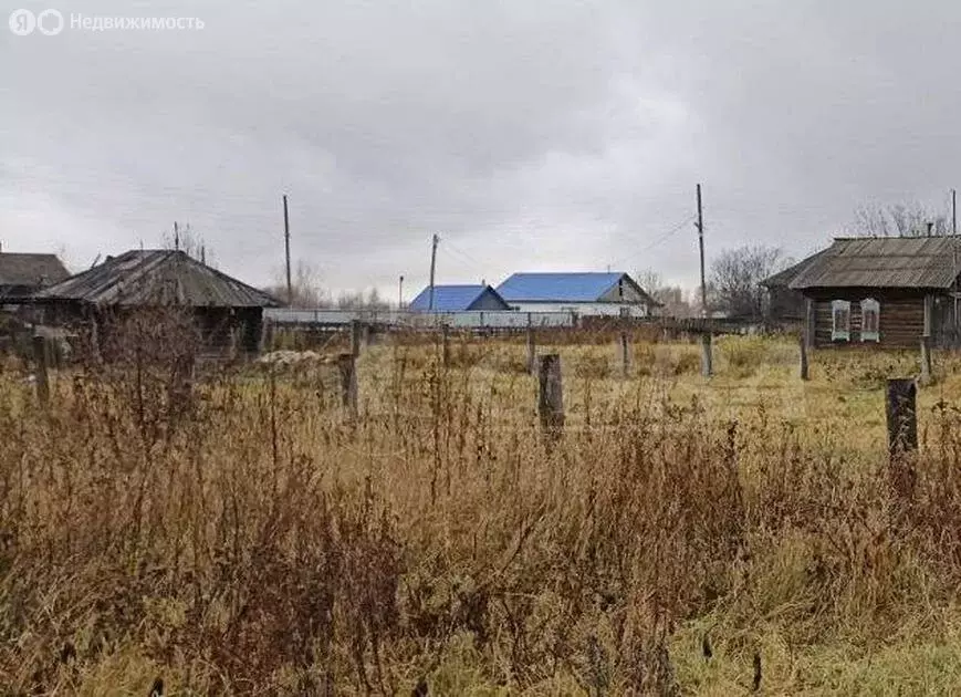 Дом в Тобольский район, Малозоркальцевское сельское поселение, деревня ... - Фото 0