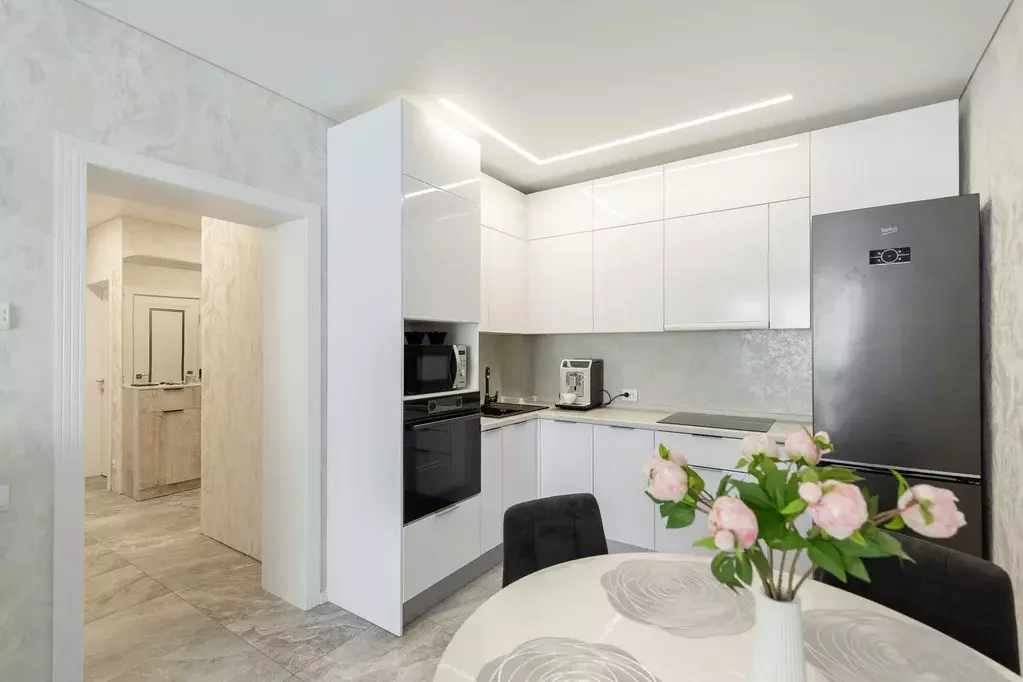 Продаётся 2-к квартира, 69.8 м - Фото 0