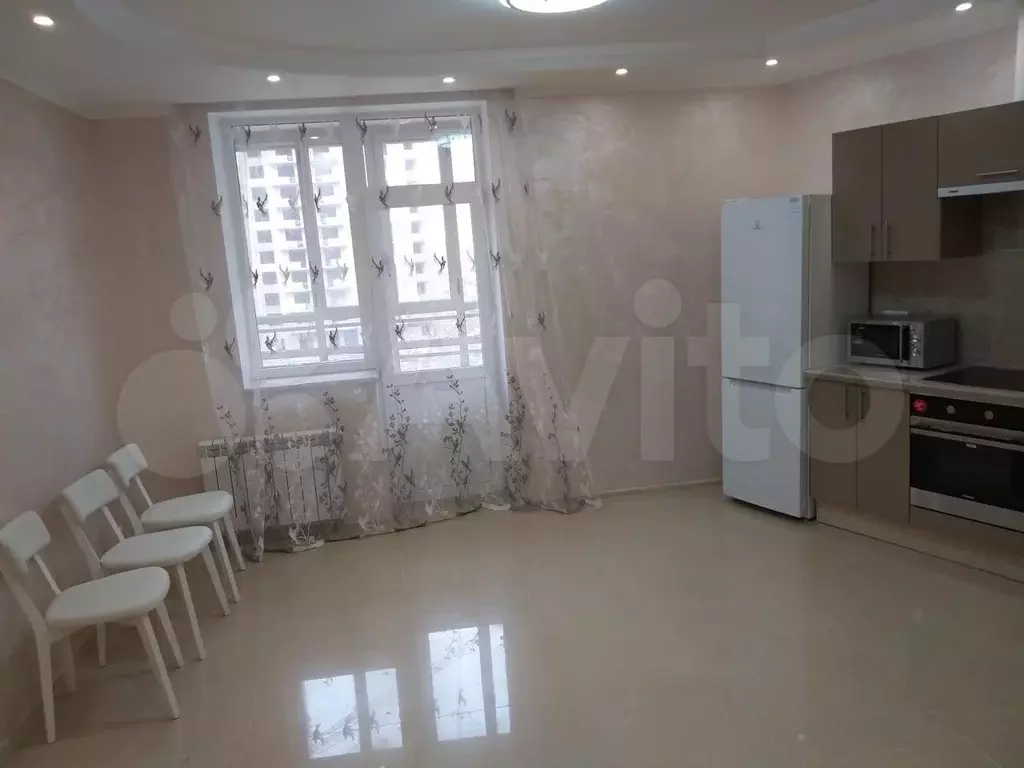 3-к. квартира, 70 м, 5/25 эт. - Фото 1