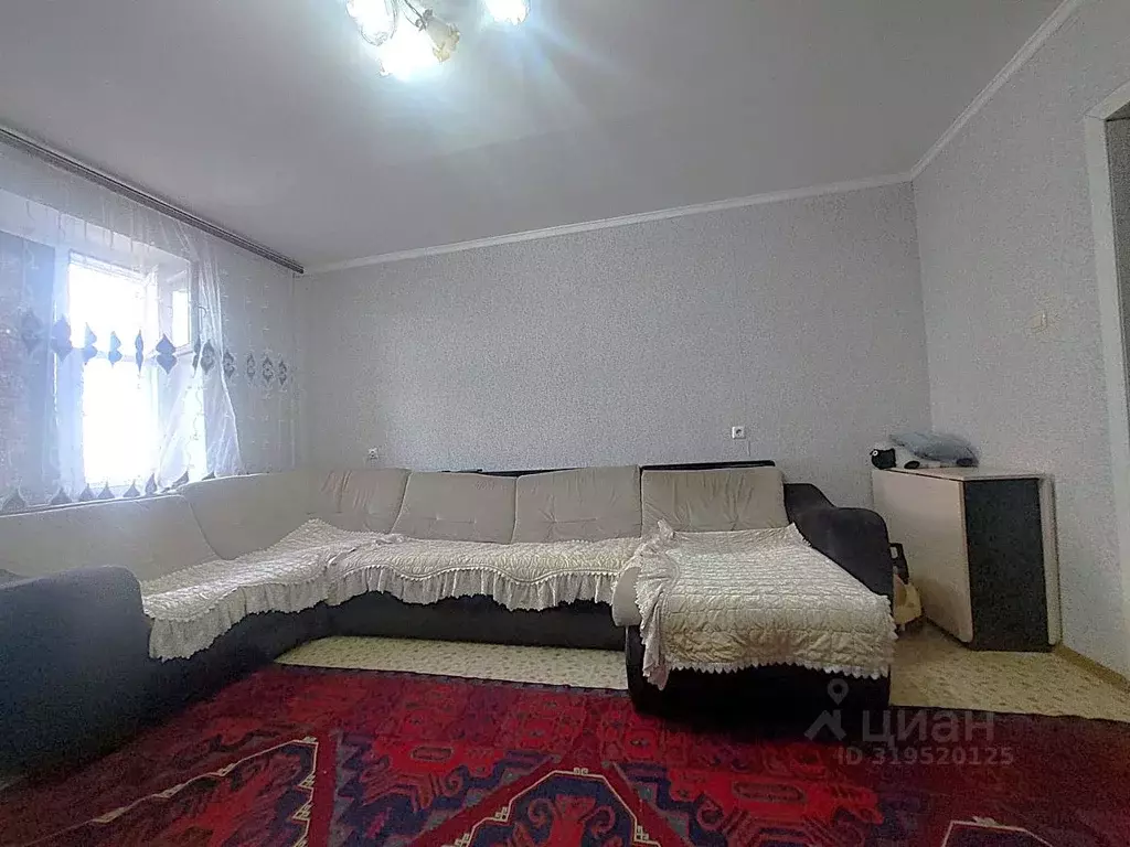 2-к кв. Астраханская область, Астрахань Румынская ул., 16 (50.4 м) - Фото 1