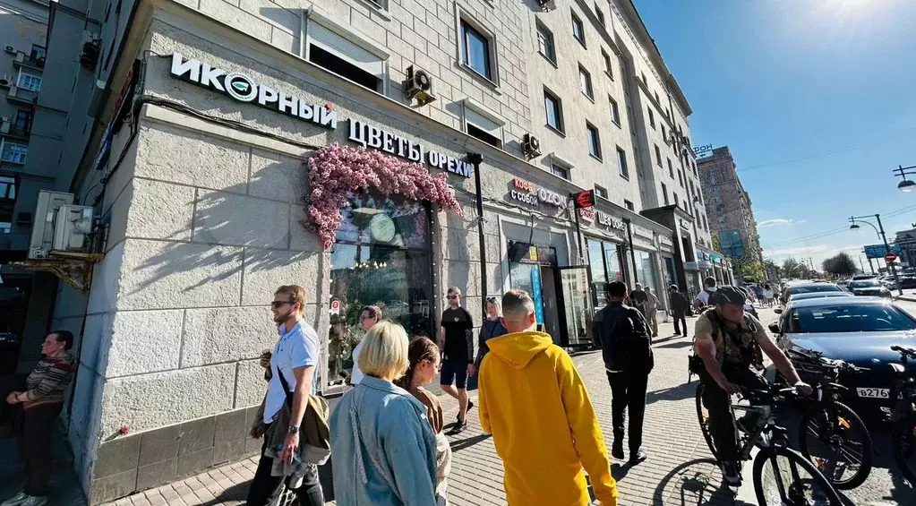 Аренда 16 м и 18 м (с окном на выдачу) - Фото 1