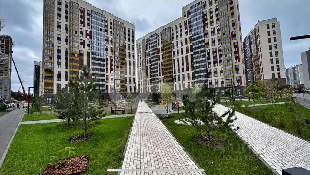 3-к кв. Татарстан, Казань ул. Александра Курынова, 4к3 (75.3 м) - Фото 0