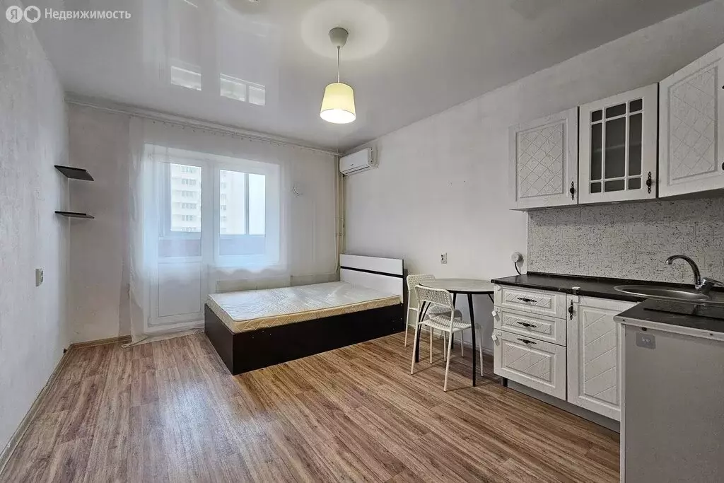 Квартира-студия: Краснодар, улица имени 40-летия Победы, 188 (30 м) - Фото 1