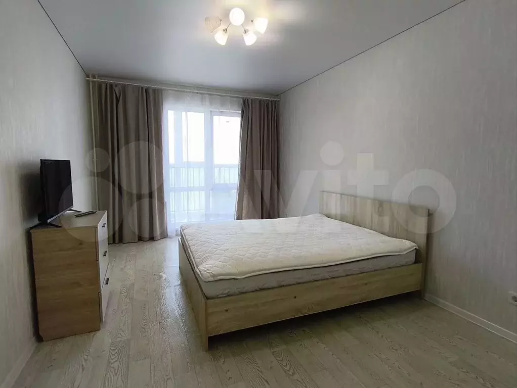 1-к. квартира, 40 м, 14/19 эт. - Фото 0