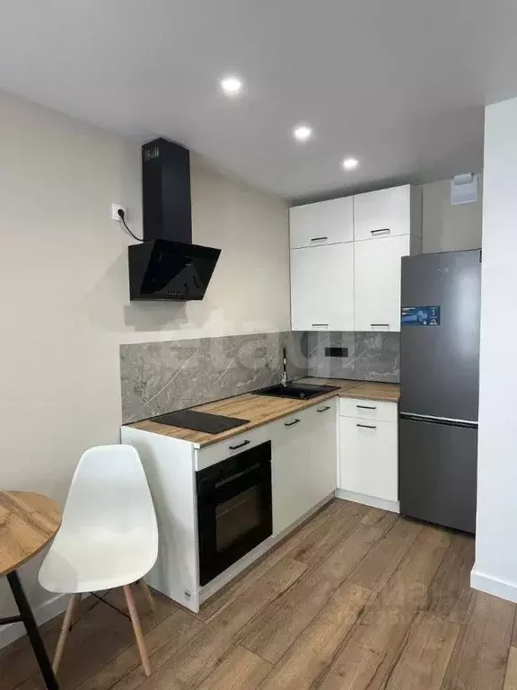 1-к кв. Тюменская область, Тюмень Полевая ул., 117к8 (35.4 м) - Фото 1