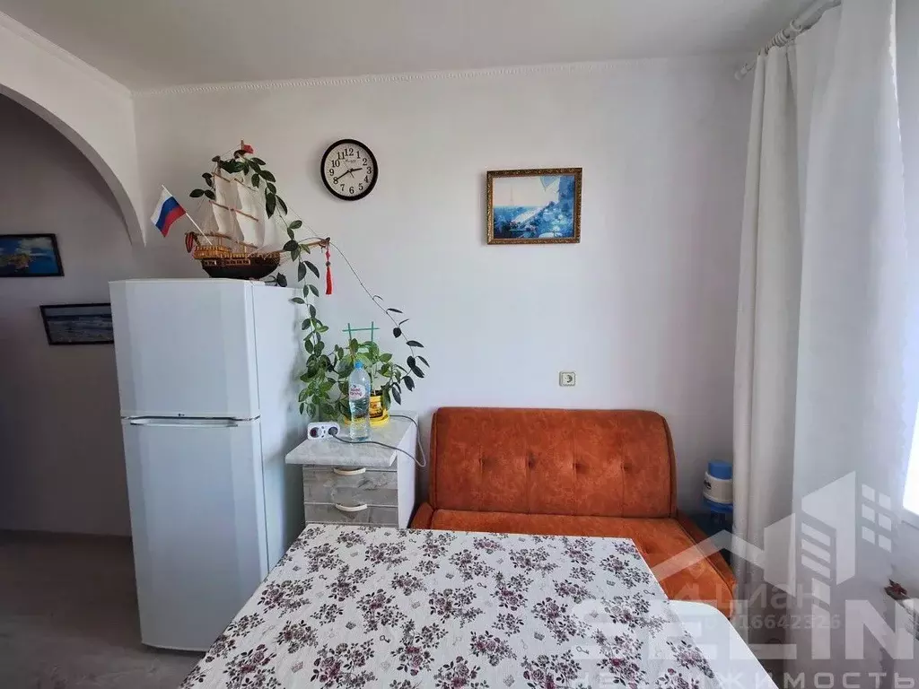 2-к кв. Крым, Евпатория городской округ, Мирный пгт ул. Сырникова, 29 ... - Фото 1
