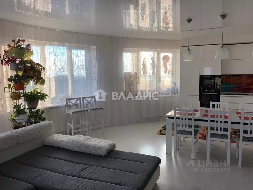 3-к кв. Калининградская область, Калининград ул. Юрия Гагарина, 99 ... - Фото 1