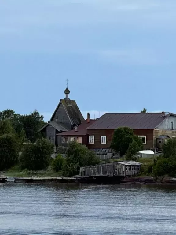 Дом в Карелия, Кемский муниципальный округ, пос. Рабочеостровск  (50 ... - Фото 2