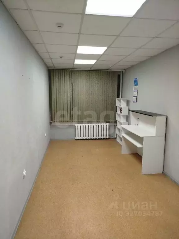 Офис в Тюменская область, Тюмень ул. Республики, 53 (18 м) - Фото 1