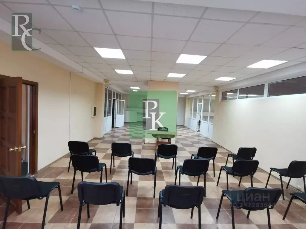 Офис в Севастополь ул. 4-я Бастионная, 28 (195 м) - Фото 2