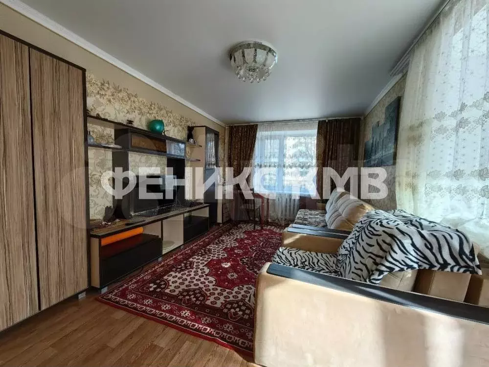 1-к. квартира, 40 м, 2/5 эт. - Фото 1