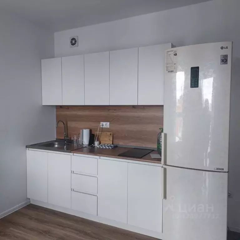 Студия Москва Десеновское поселение, ул. 3-я Нововатутинская, 6 (24.0 ... - Фото 1