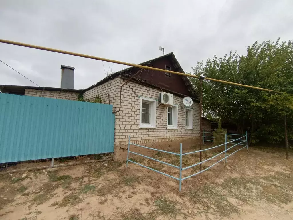 Дом в Волгоградская область, Ленинск ул. Гоголя (63 м) - Фото 1