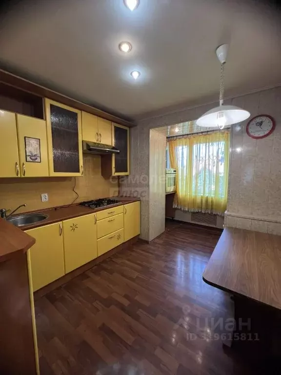 2-к кв. Оренбургская область, Оренбург Ялтинская ул., 47 (48.7 м) - Фото 0