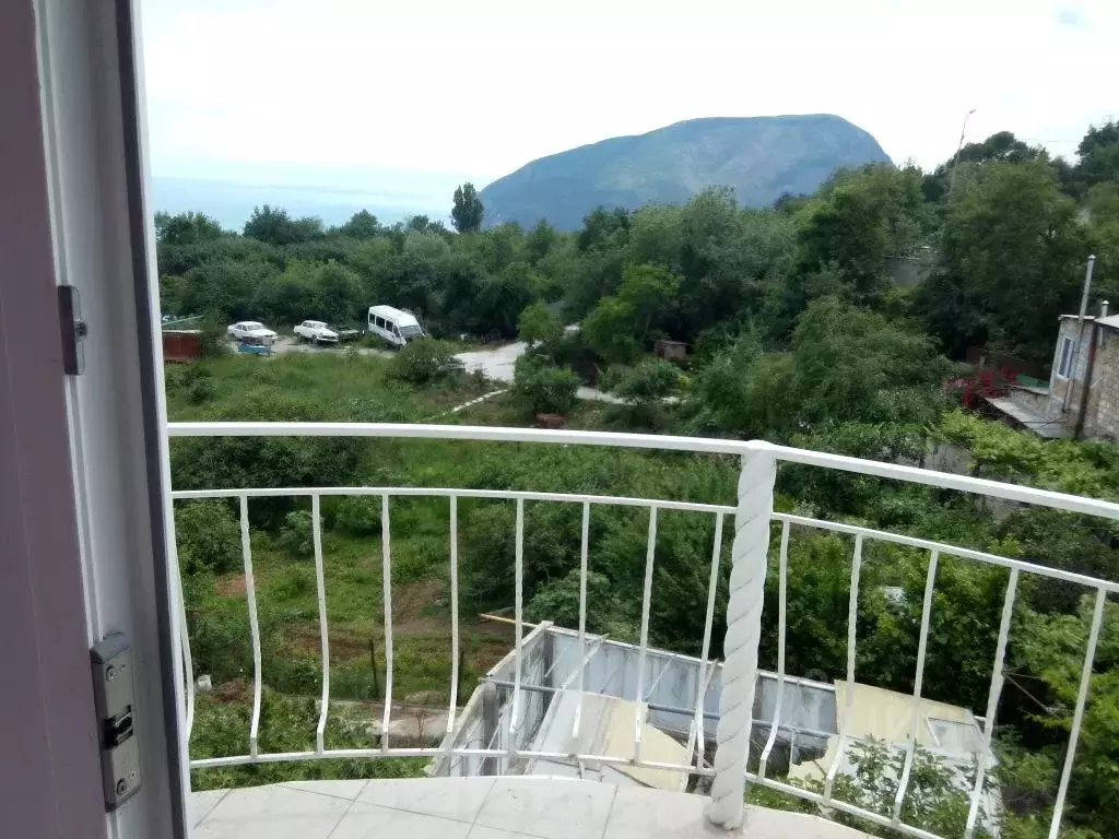 Комната Крым, Алушта муниципальный округ, с. Кипарисное ул. ... - Фото 1