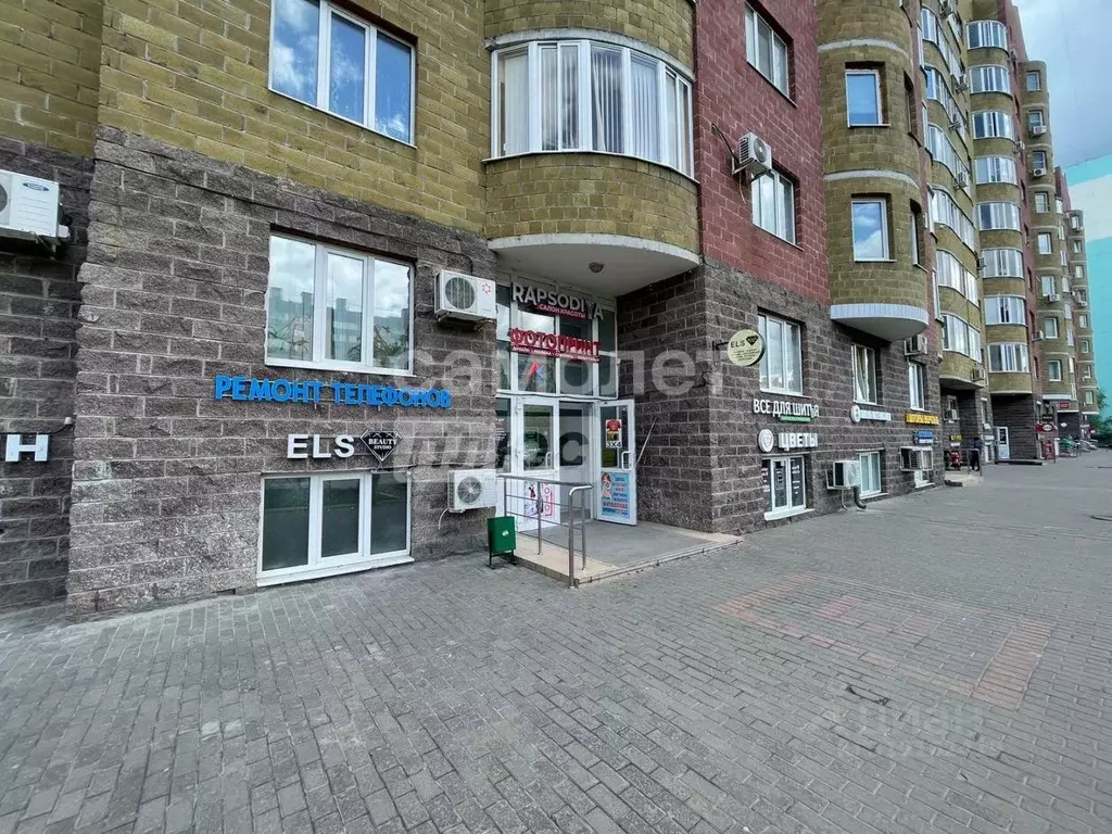1-к кв. Курская область, Курск просп. Вячеслава Клыкова, 8 (50.0 м) - Фото 0