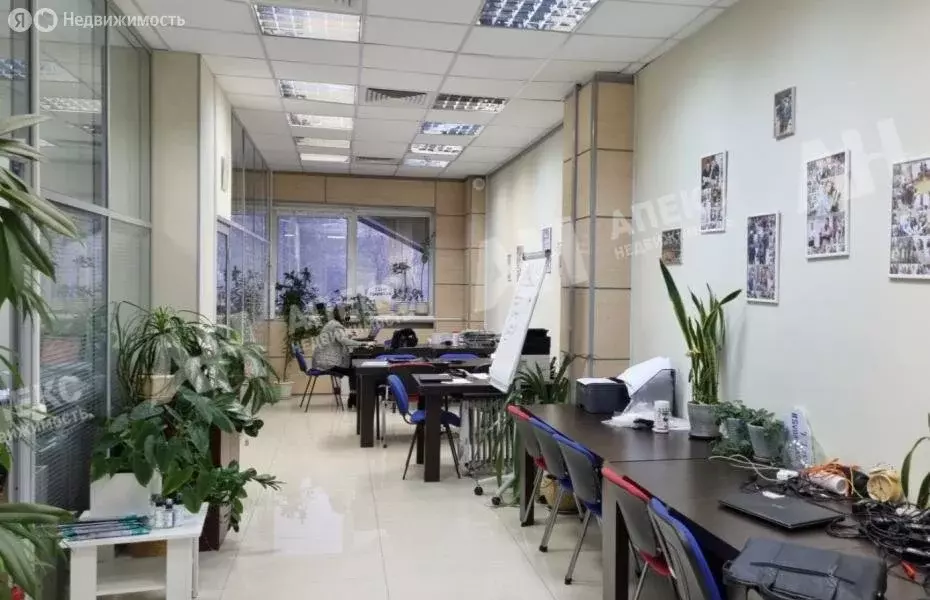 Офис (85 м) - Фото 1
