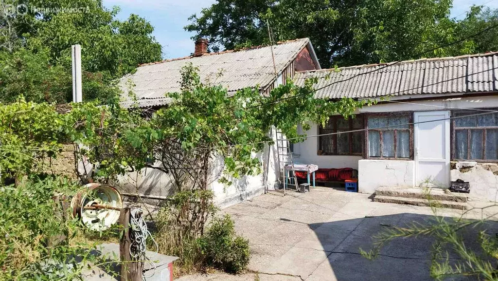 Дом в село Укромное, Зелёная улица, 15 (74 м) - Фото 0