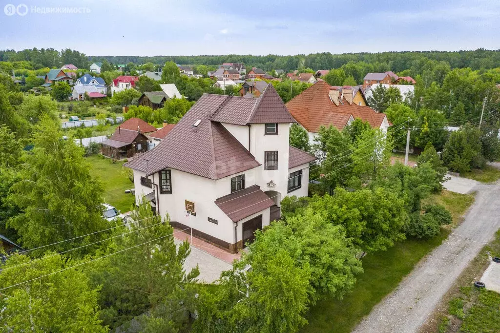 Дом в Новосибирский район, село Боровое (232.7 м) - Фото 0