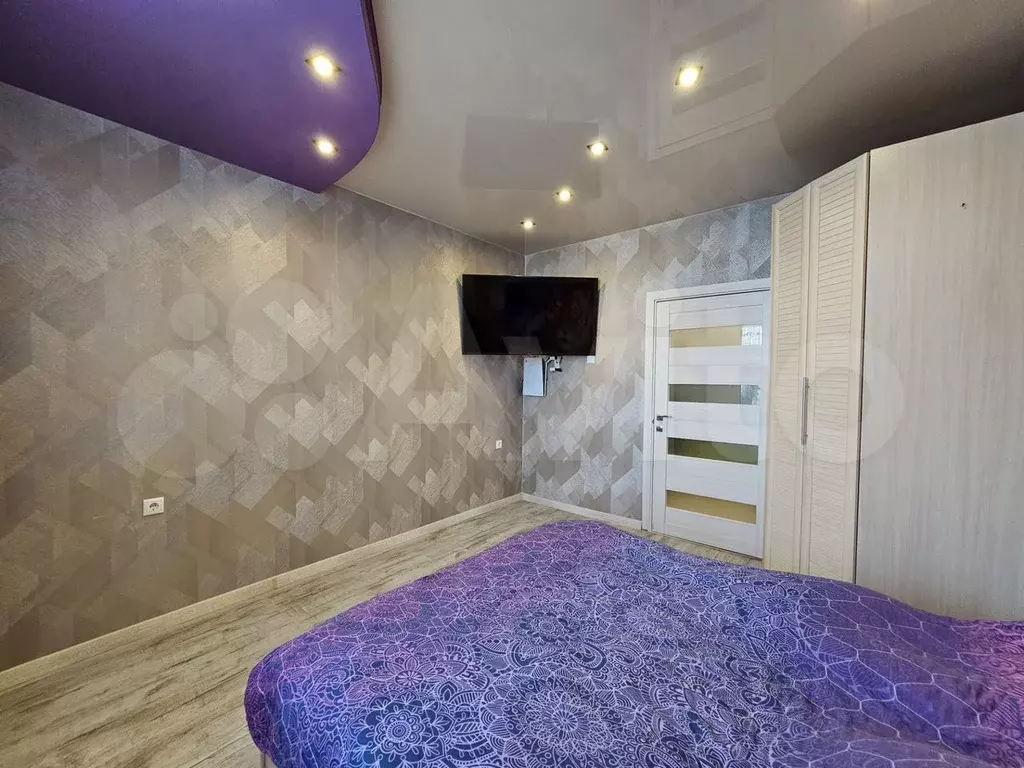 2-к. квартира, 55 м, 4/4 эт. - Фото 1
