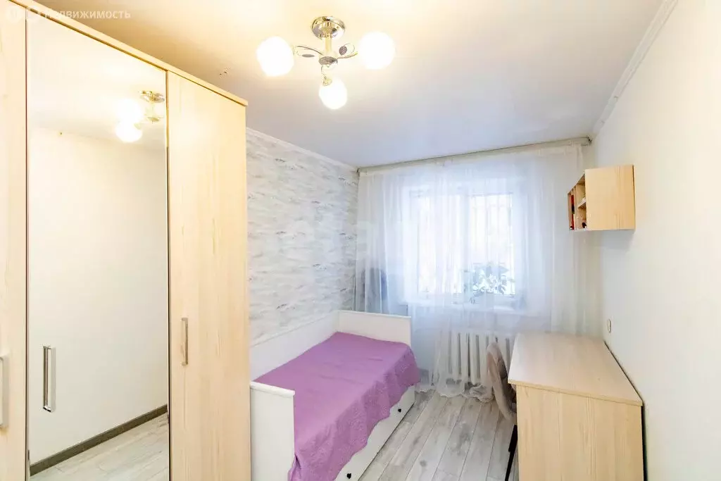 3-комнатная квартира: Тюмень, проезд Геологоразведчиков, 30 (62 м) - Фото 1