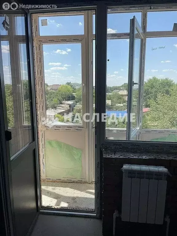 1-комнатная квартира: Каменск-Шахтинский, улица Пушкина, 98 (36 м) - Фото 1