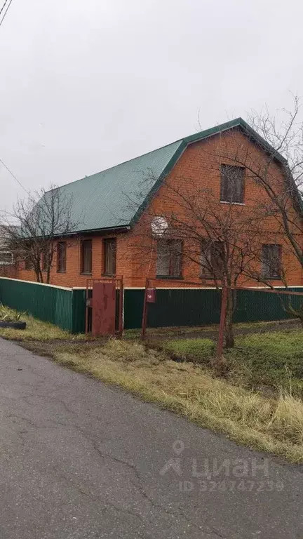 Дом в Мордовия, Саранск ул. Лескова, 33 (100 м) - Фото 1