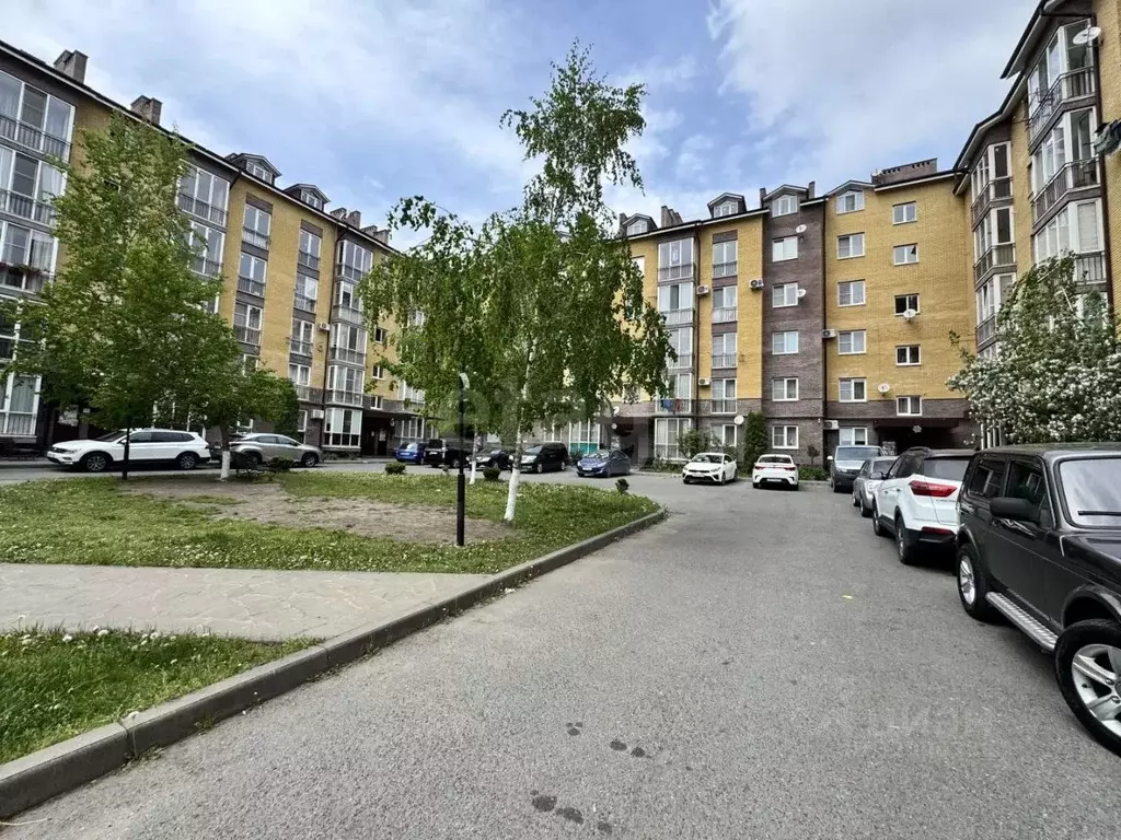 2-к кв. Северная Осетия, Владикавказ ул. Шамиля Джикаева, 8 (67.0 м) - Фото 1