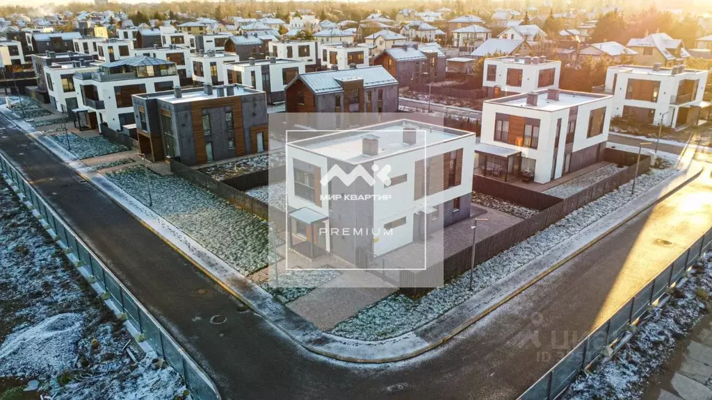 Дом в Ленинградская область, Ломоносовский район, Аннинское городское ... - Фото 1