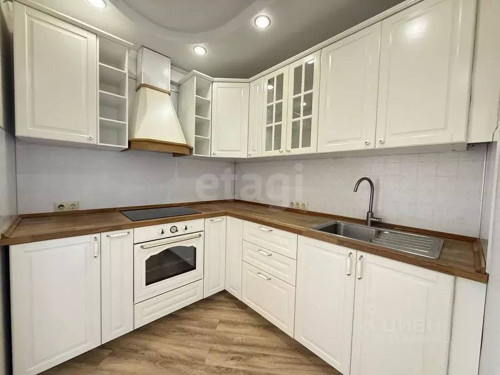 3-к кв. Татарстан, Казань ул. Габдуллы Кариева, 6 (65.6 м) - Фото 0