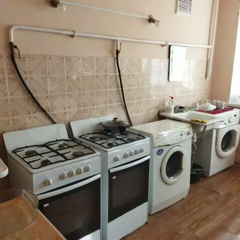 Комната 10 м в 6-к., 1/5 эт. - Фото 1