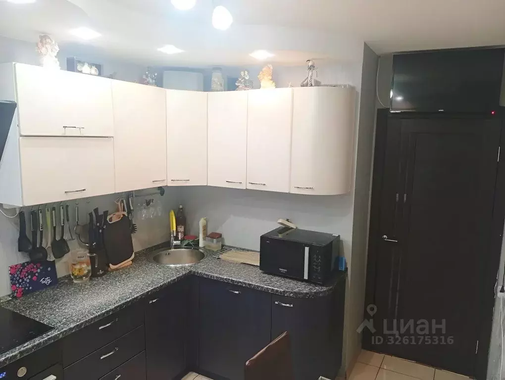 3-к кв. Свердловская область, Екатеринбург ул. Бакинских Комиссаров, ... - Фото 1