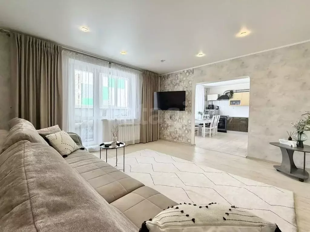 3-к кв. Челябинская область, Миасс ул. 8 Марта, 147 (80.8 м) - Фото 2