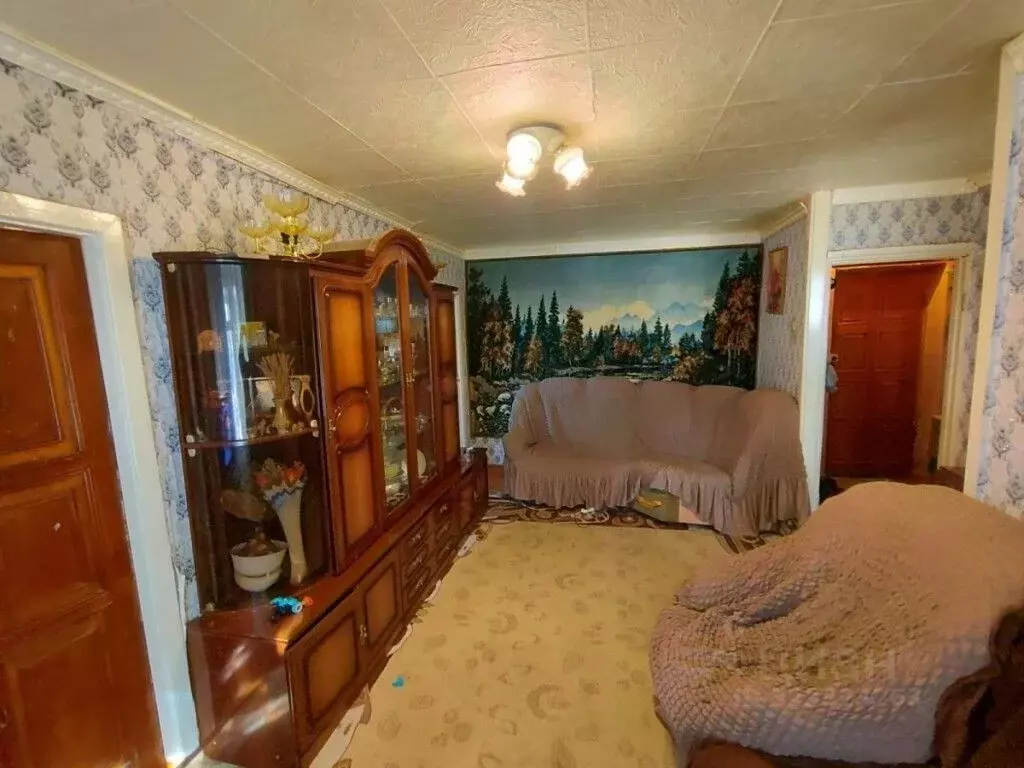 2-к кв. Омская область, Омск просп. Космический, 55 (42.1 м) - Фото 1