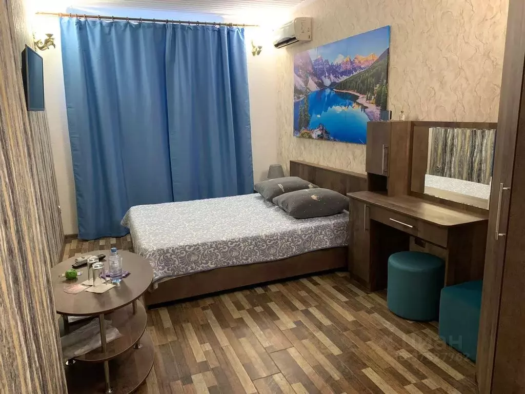 Комната Краснодарский край, Новороссийск Элеваторная ул., 5 (18.0 м) - Фото 1