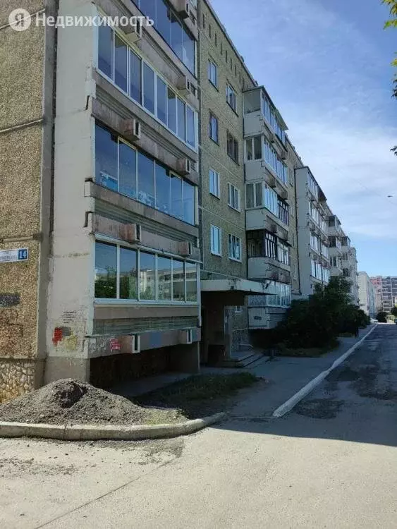 1-комнатная квартира: Берёзовский, улица Загвозкина, 14 (33.8 м) - Фото 0